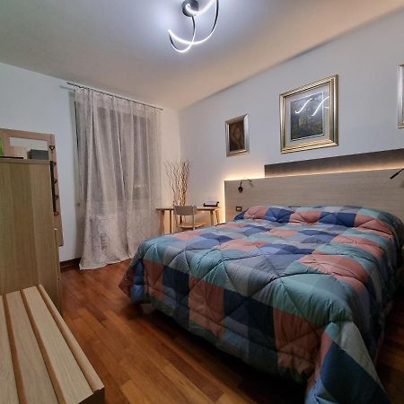 B&B Accanto Al Focolare 2 Ούντινε Εξωτερικό φωτογραφία