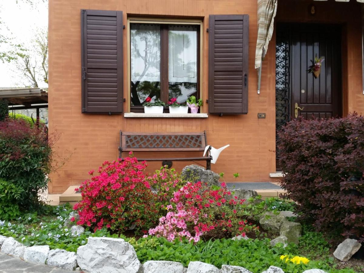 B&B Accanto Al Focolare 2 Ούντινε Εξωτερικό φωτογραφία
