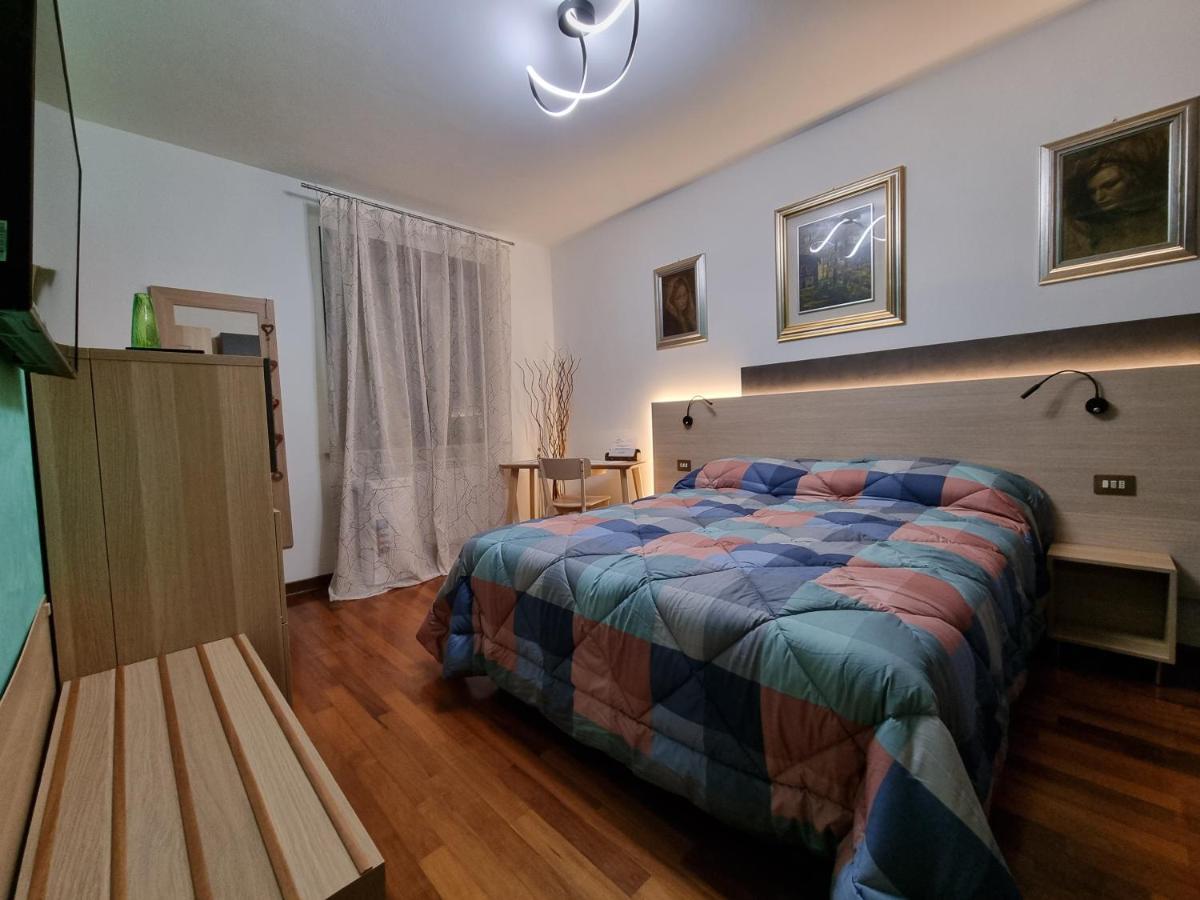 B&B Accanto Al Focolare 2 Ούντινε Εξωτερικό φωτογραφία