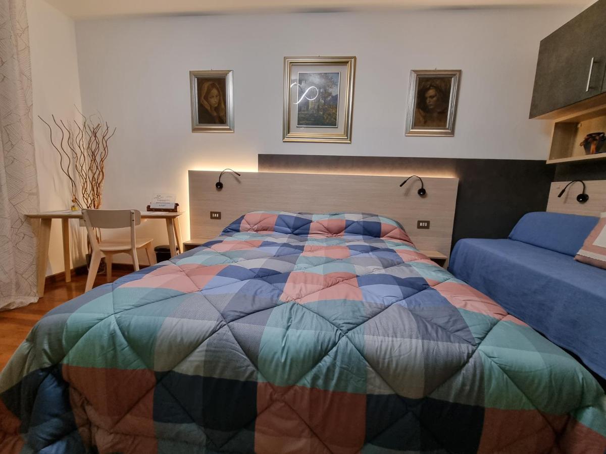 B&B Accanto Al Focolare 2 Ούντινε Εξωτερικό φωτογραφία